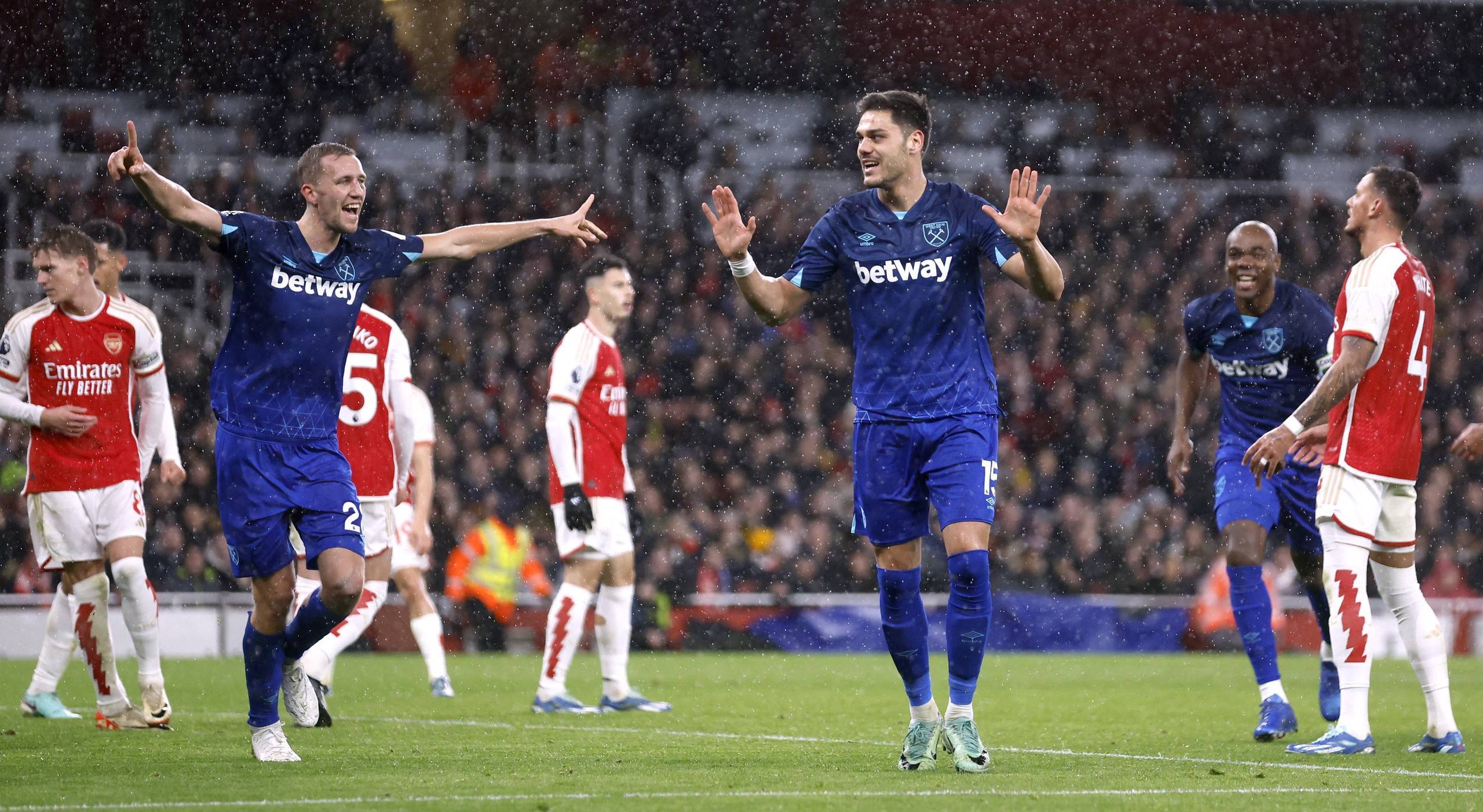 古德温在湖 古德温在湖