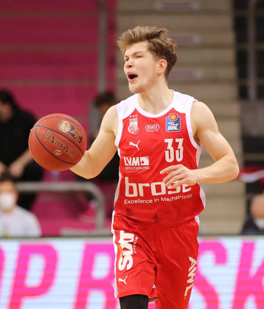 融入其中 融入其中